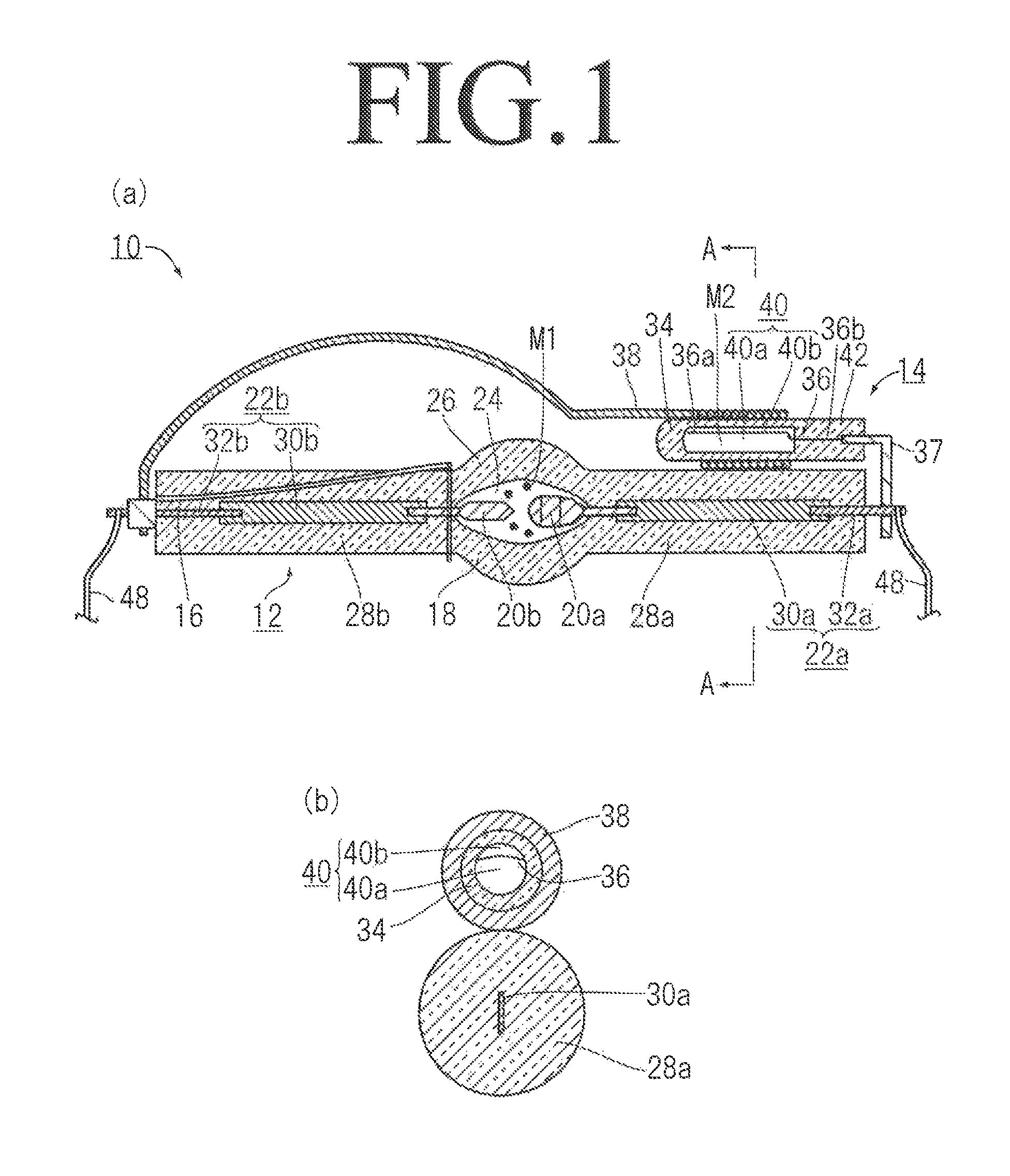 High pressure discharge lamp with auxiliary lamp