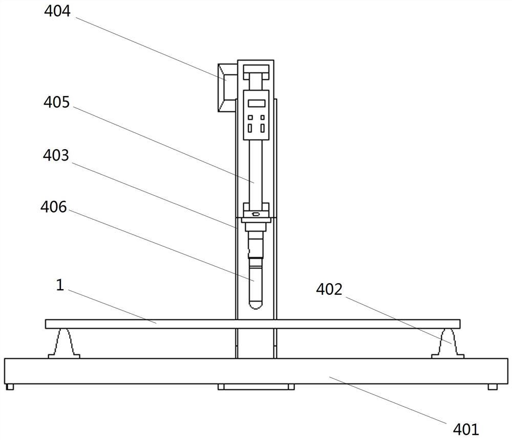 A method and device for measuring the deformation and strain gradient of a component