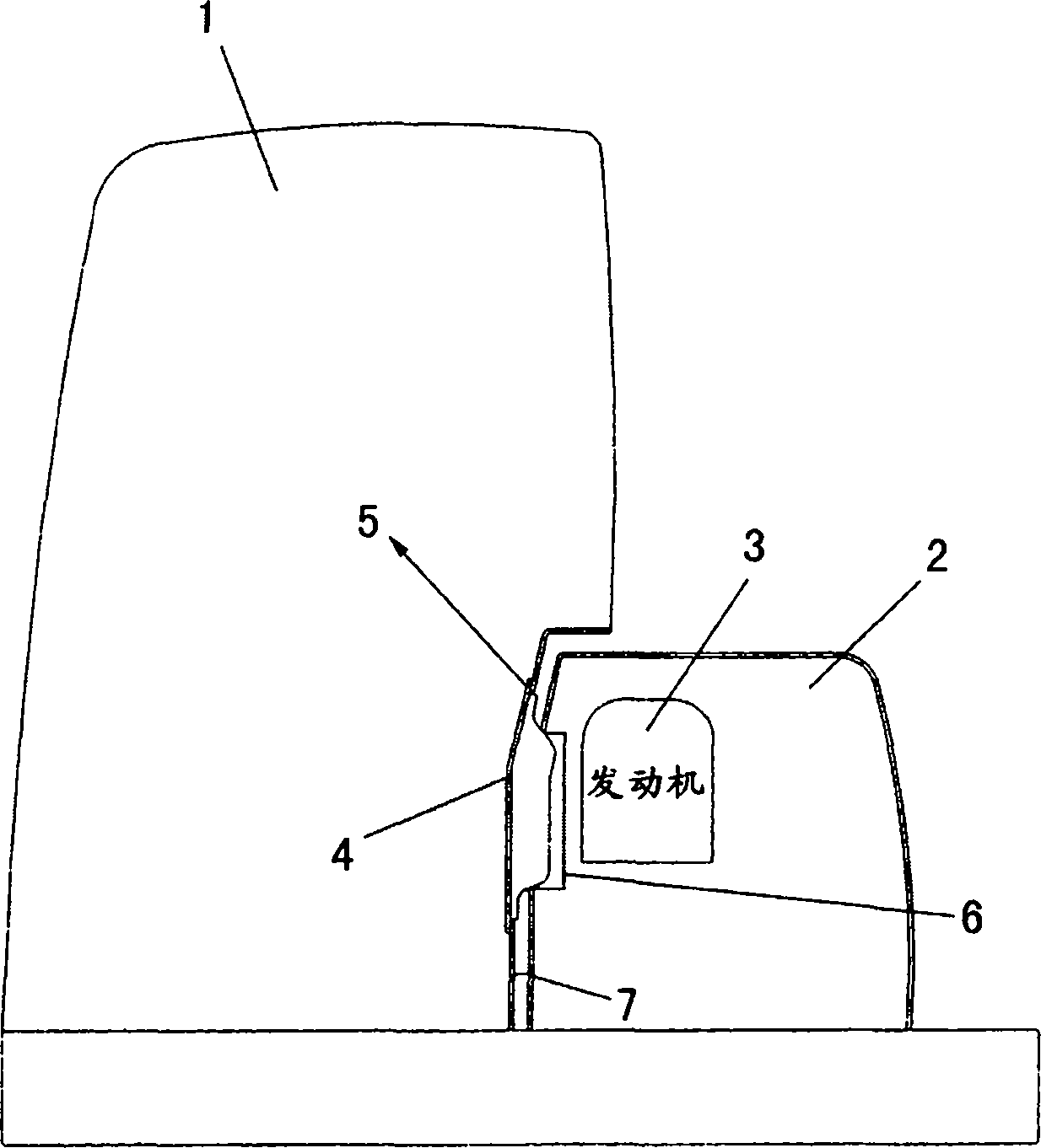 Cover plate device for maintaining engine on rear side surface of cab shell