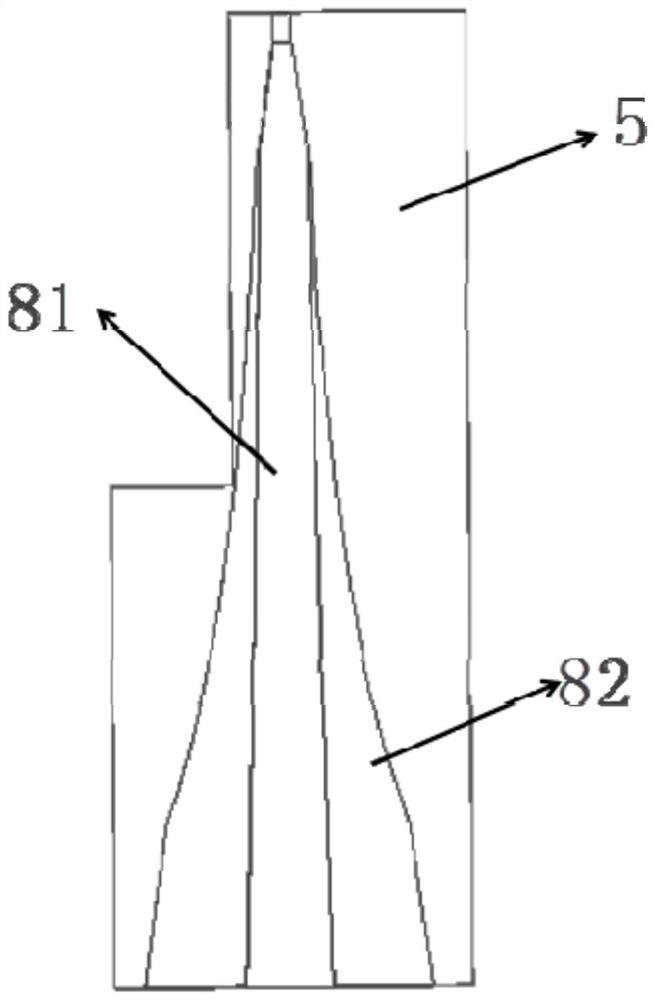 Ultra-wideband antenna with microstrip line