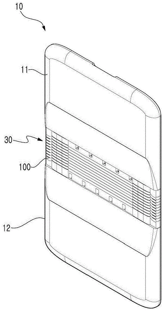 Flexible hinge device having interlocking structure