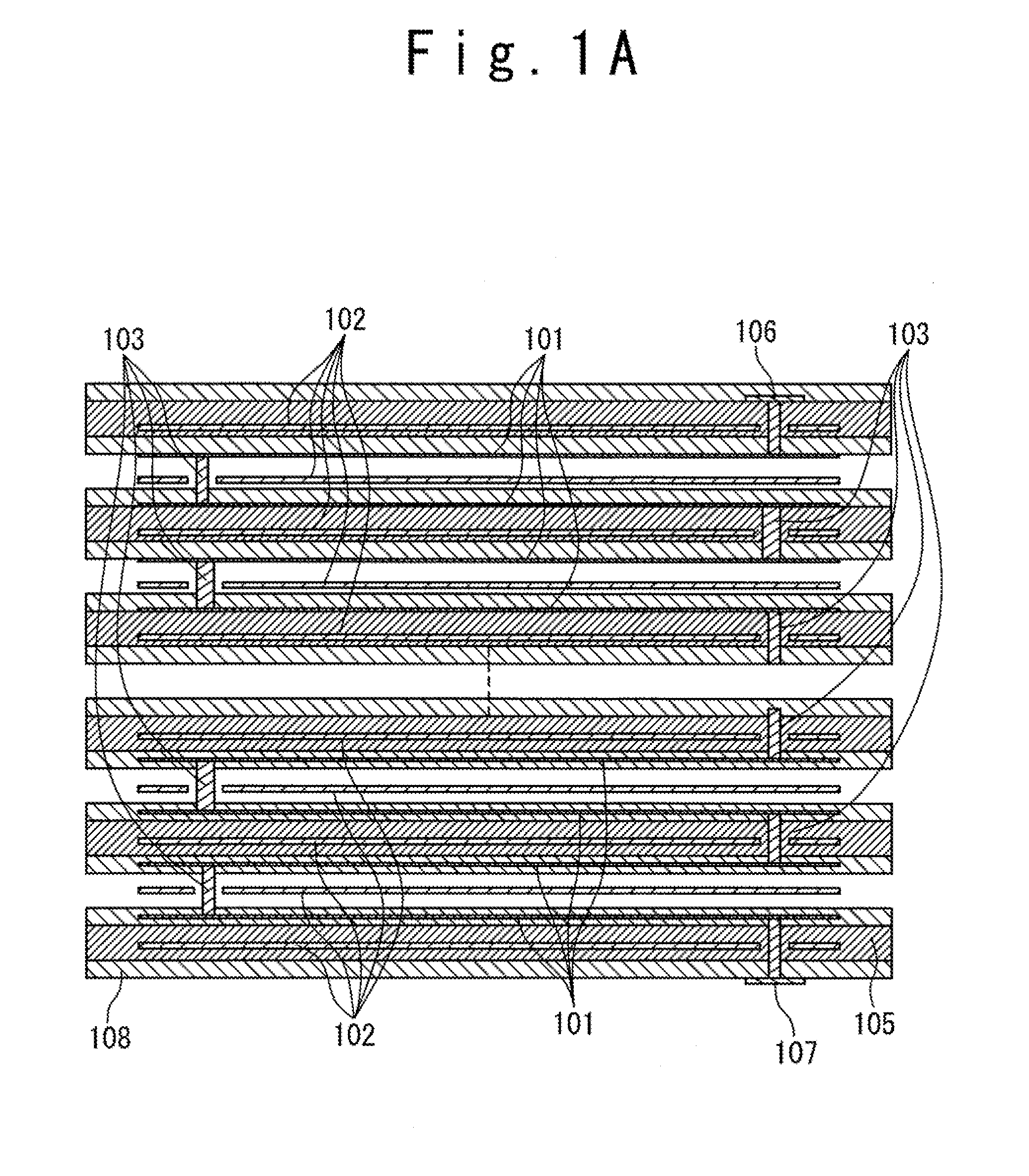 Compact filtering structure