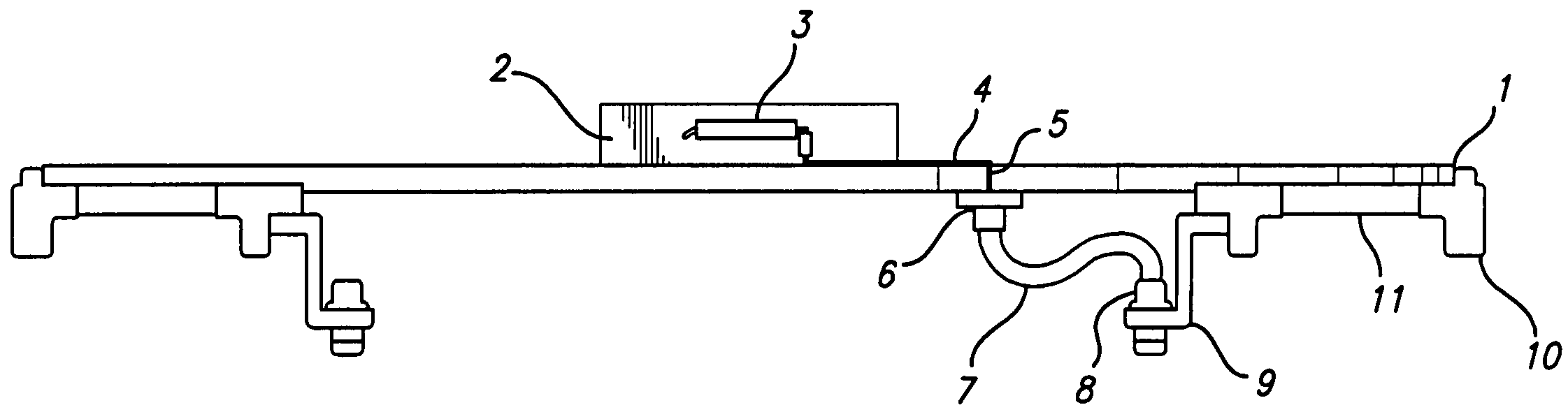 Apparatus for testing a device with a high frequency signal