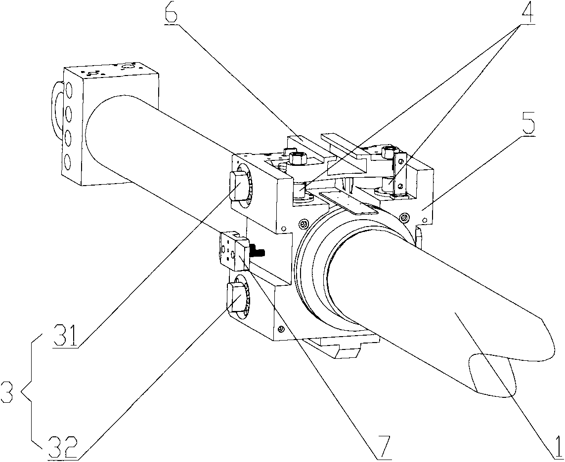 Telescopic crane and single cylinder bolt type telescopic boom thereof