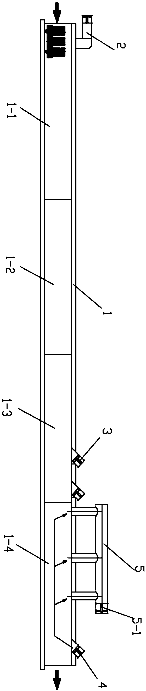 Energy-saving and environment-friendly brick burning tunnel kiln for achieving complete separation of smoke and waste heat