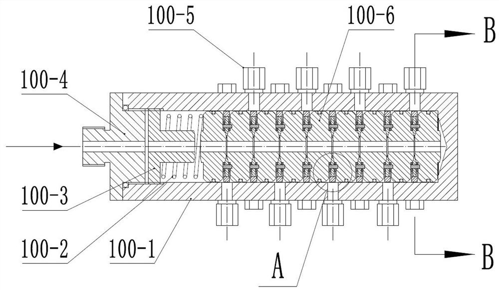 Adjustable gap type oil diverter and lubricating system