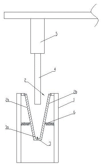 Chicken claw bone removing machine