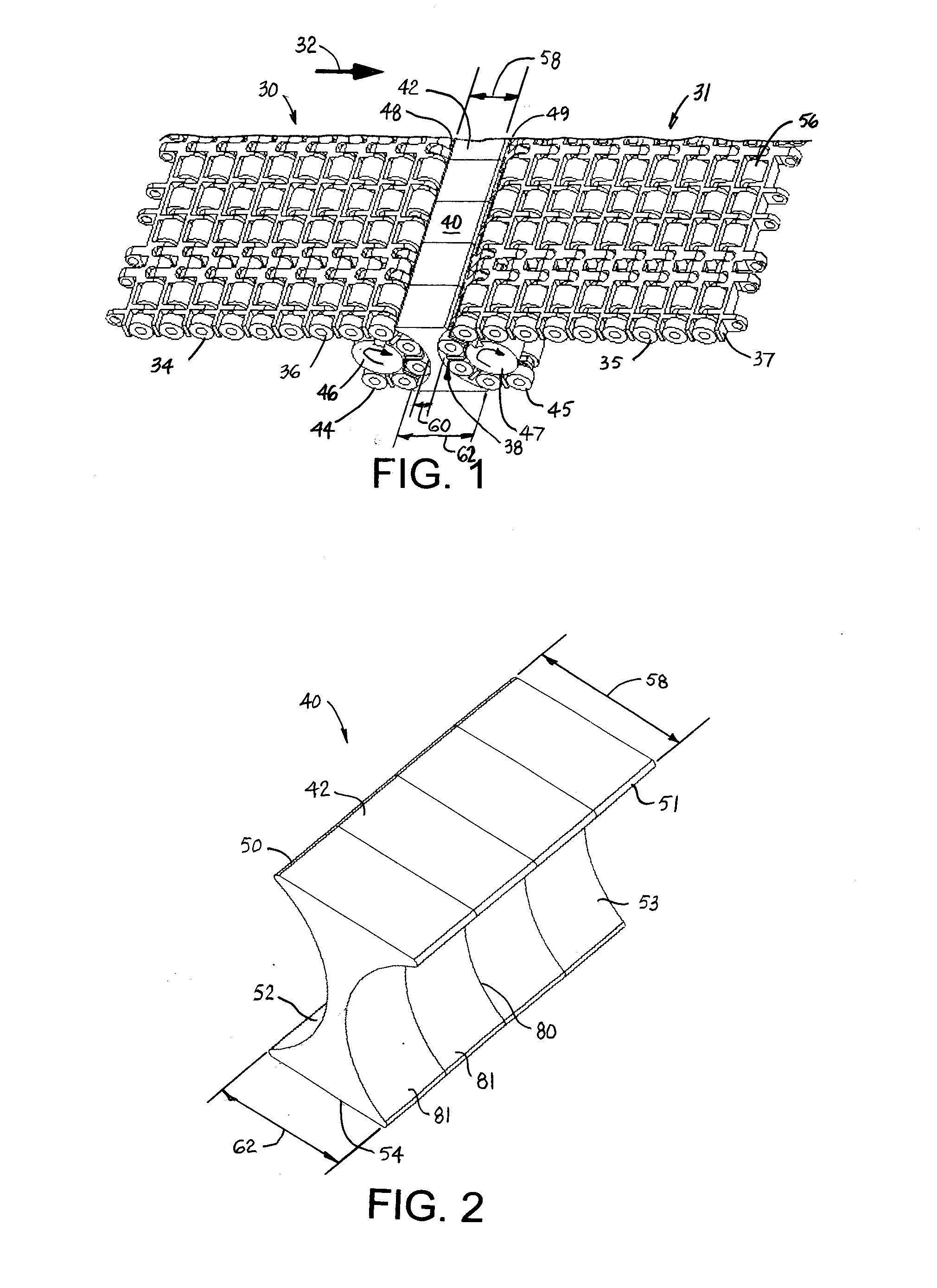 Conveyor transfer system with floating transfer platform