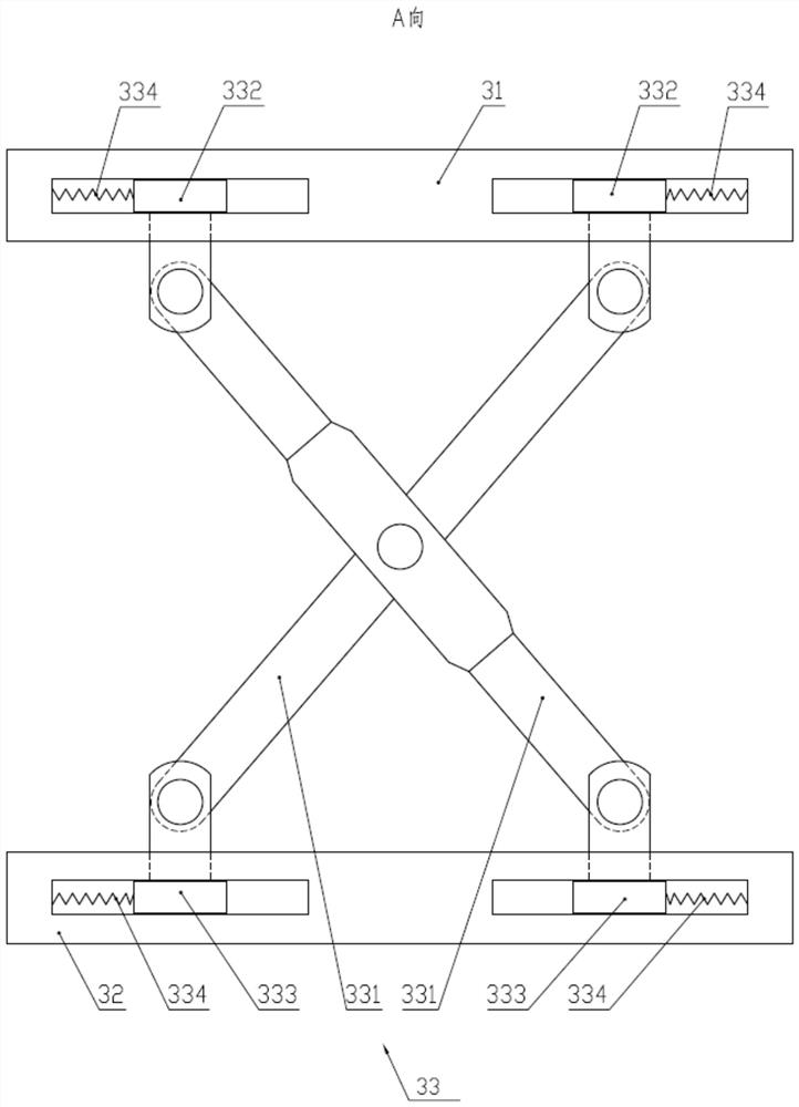 A floating hoisting protection device for a transport ship