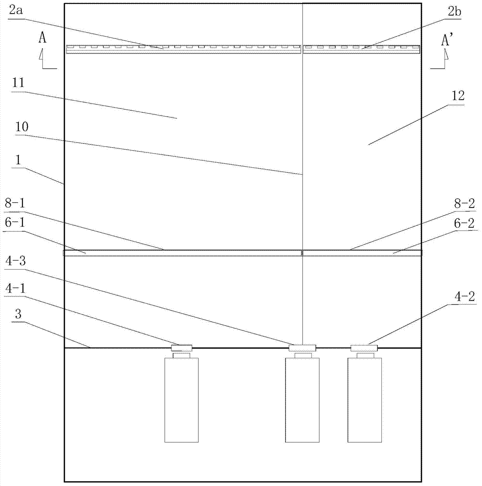 Method and device for testing dynamic range of camera by utilizing closed LED (light emitting diode) light source lamp box