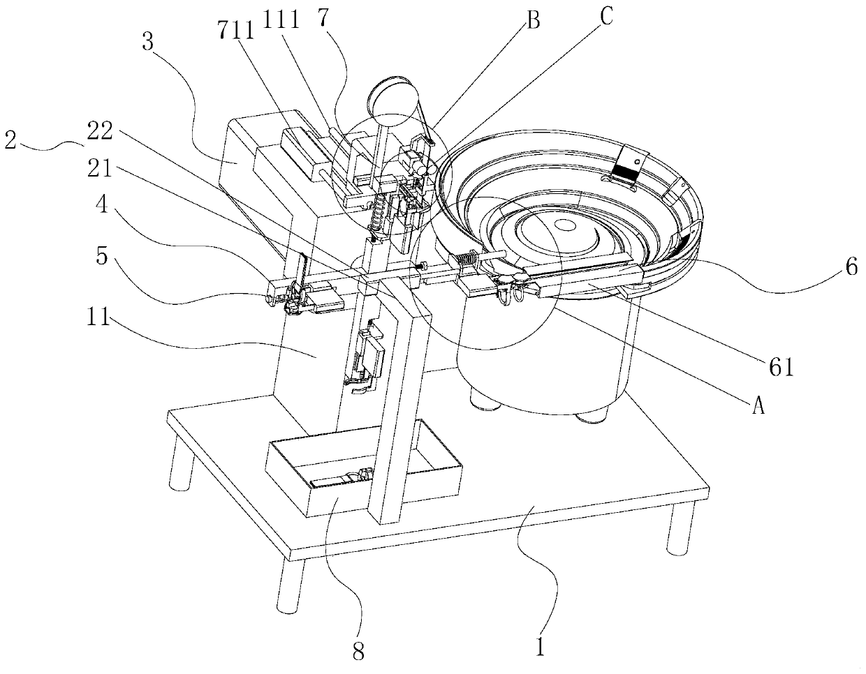 Automatic cloth tape loading machine for zipper heads of bags and suitcases