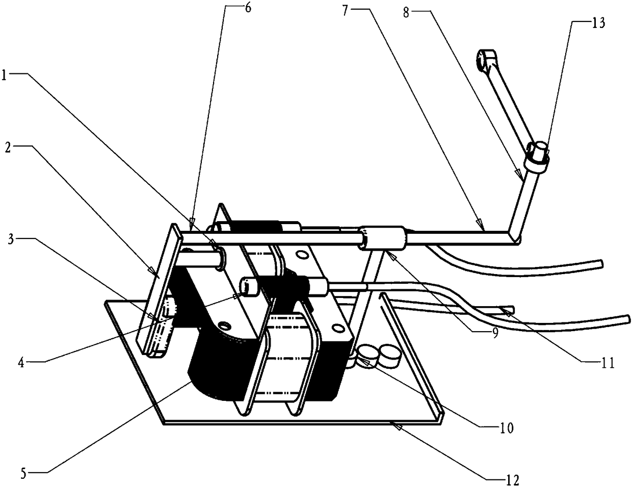 Large-swinging force low-power consumption natural-swinging driving device