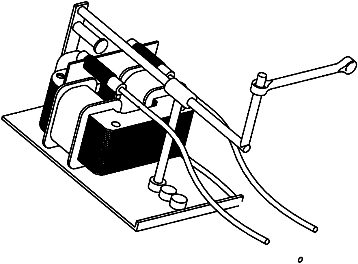 Large-swinging force low-power consumption natural-swinging driving device