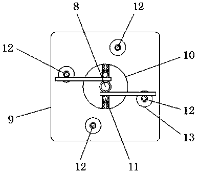 Automatic bending machine for machining multiple rows of reinforcing steel bars