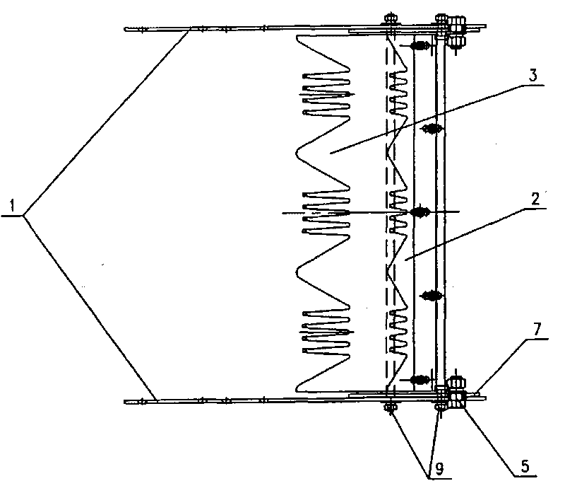 Two-way brush cleaning device of equipment for extracting and separating oil from water and water surfaces