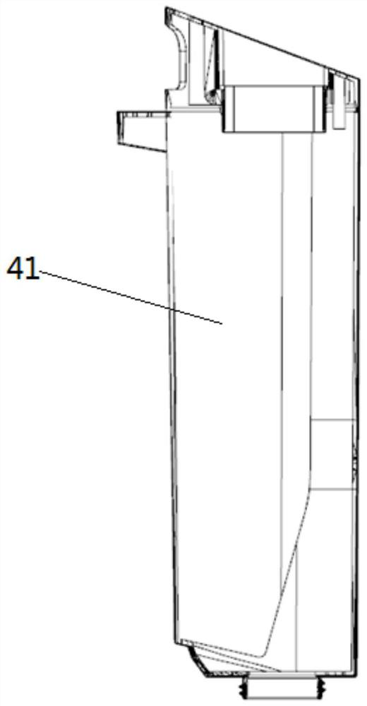 Cleaning device with water quality detection function and intelligent circulating self-cleaning method thereof