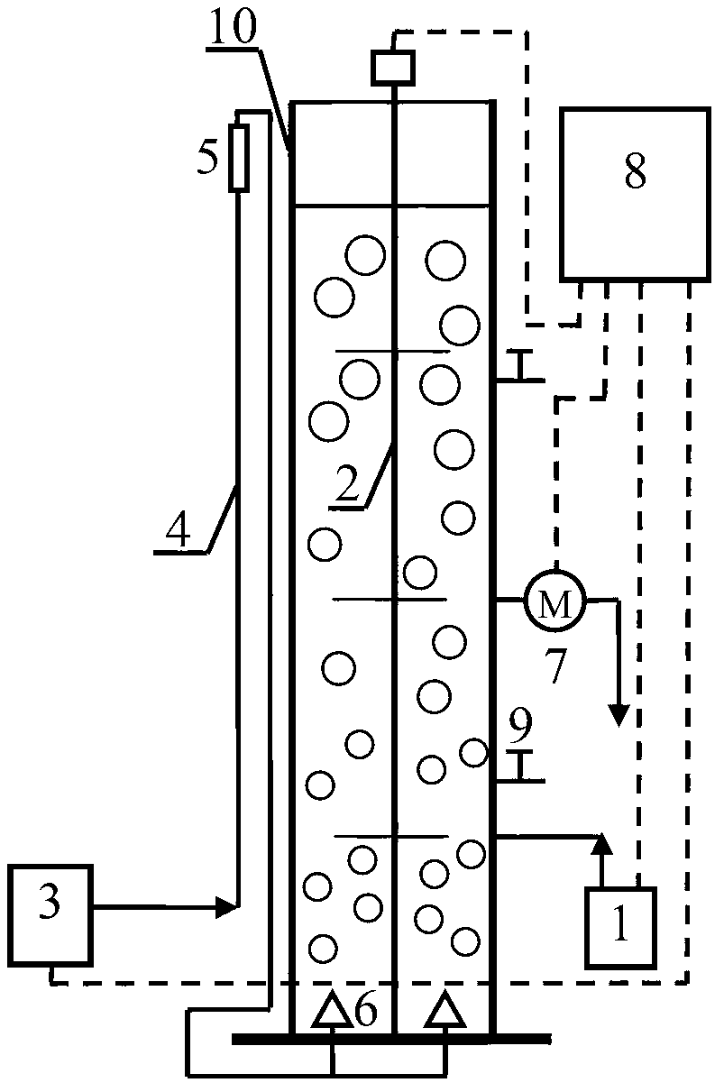 Method for enriching phosphorus by using aerobic granular sludge