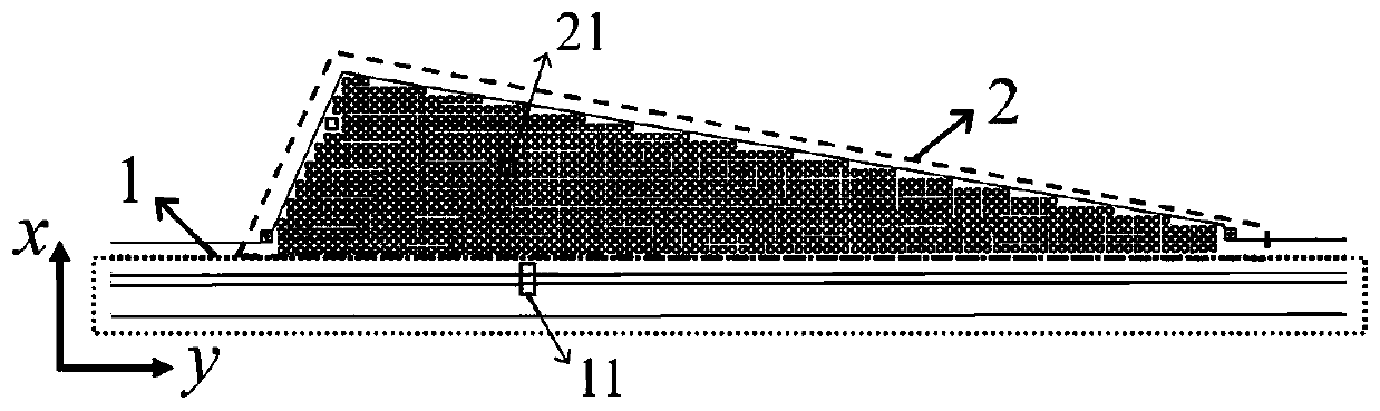 Fixed beam leaky-wave antenna with a customizable emergence angle