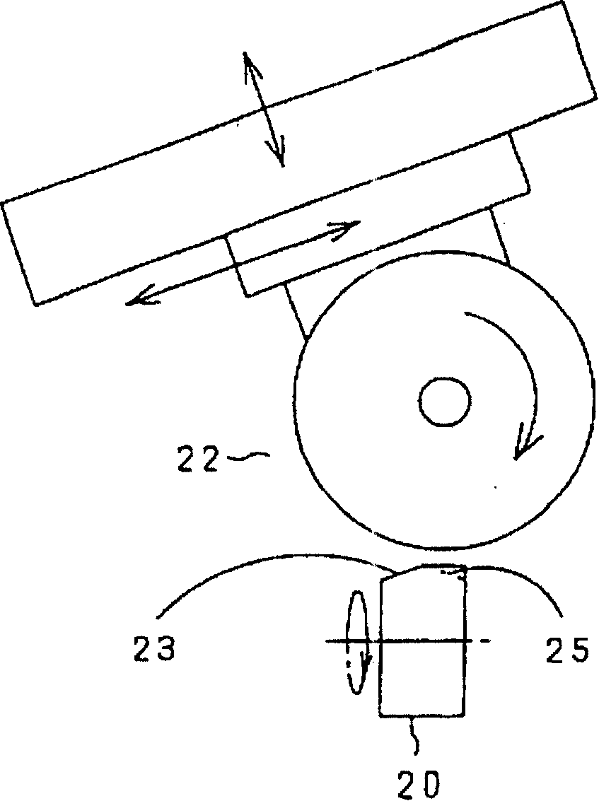 Cutting roller for fragile material substrate and line drawer therewith