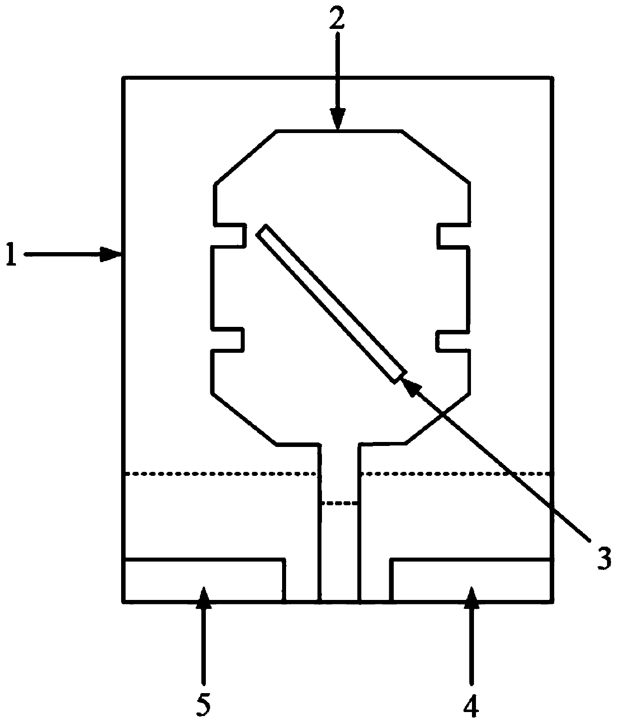 Ultra wide band (UWB) wearable antenna