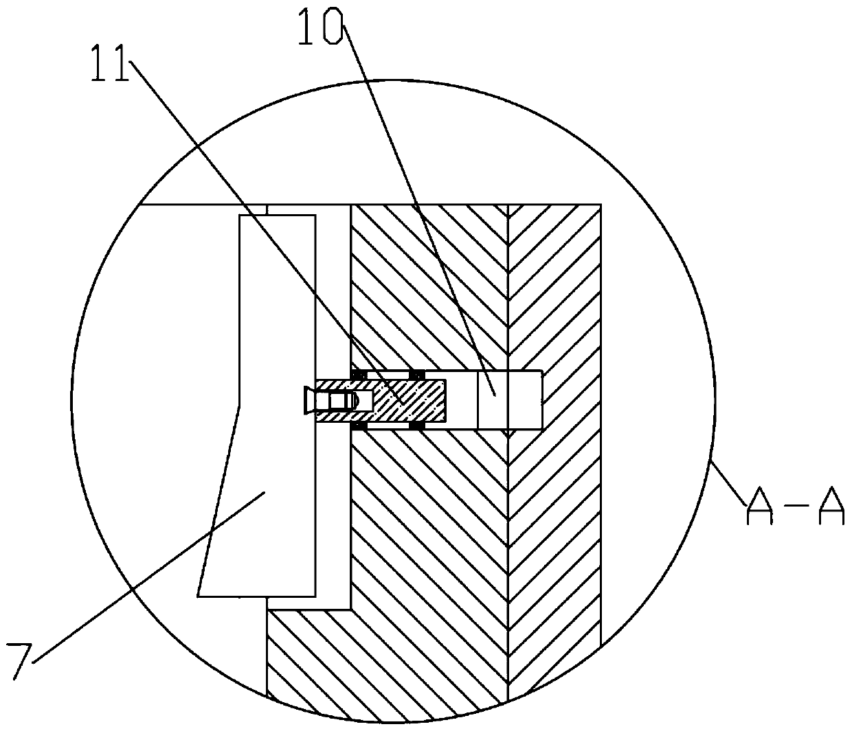 A detachable wind-resistant street lamp