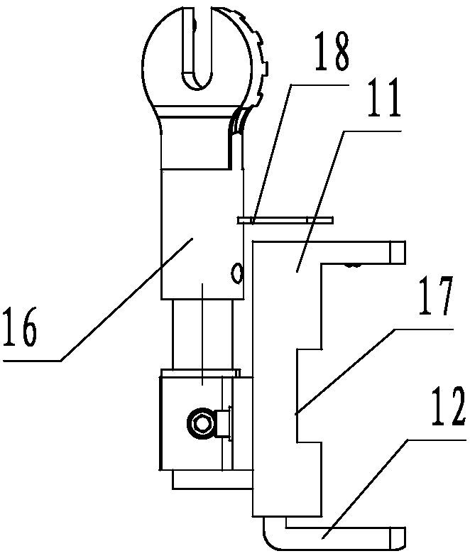 Overhead power transmission line wire jumper hooking cable clamp semi-automatic replacement tool