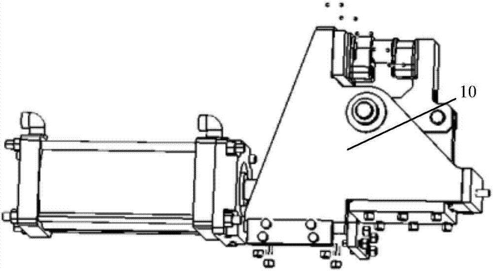 Mechanical booster cylinder punching device