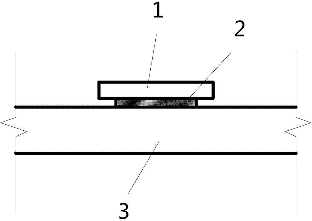 Device and method for measuring dynamic displacement of bridge based on mobile terminal