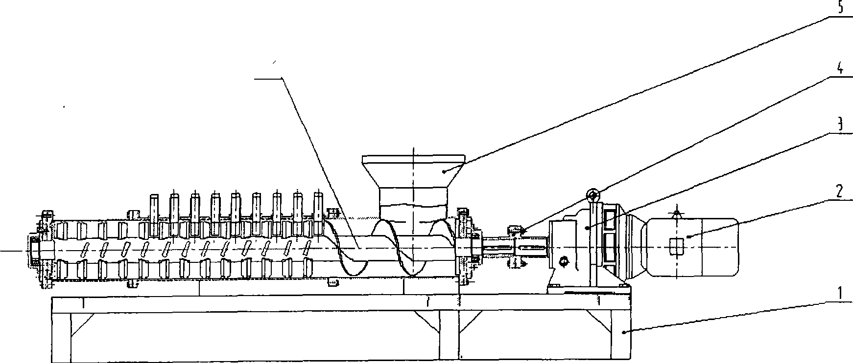 Mixing roll for treating fecal of livestock and poultry