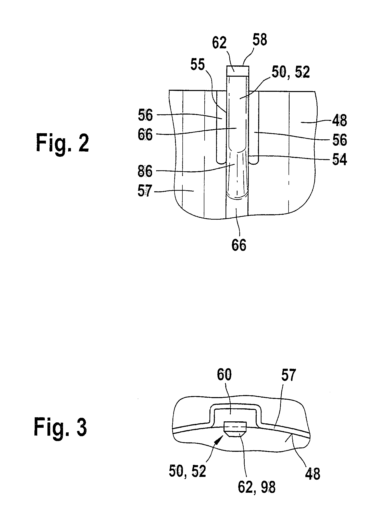 Receptacle housing for mounting a fan motor to a carrier