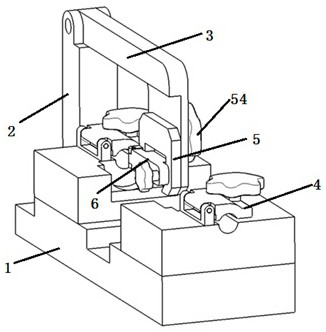 Auxiliary centering installation device for composite material track shear test