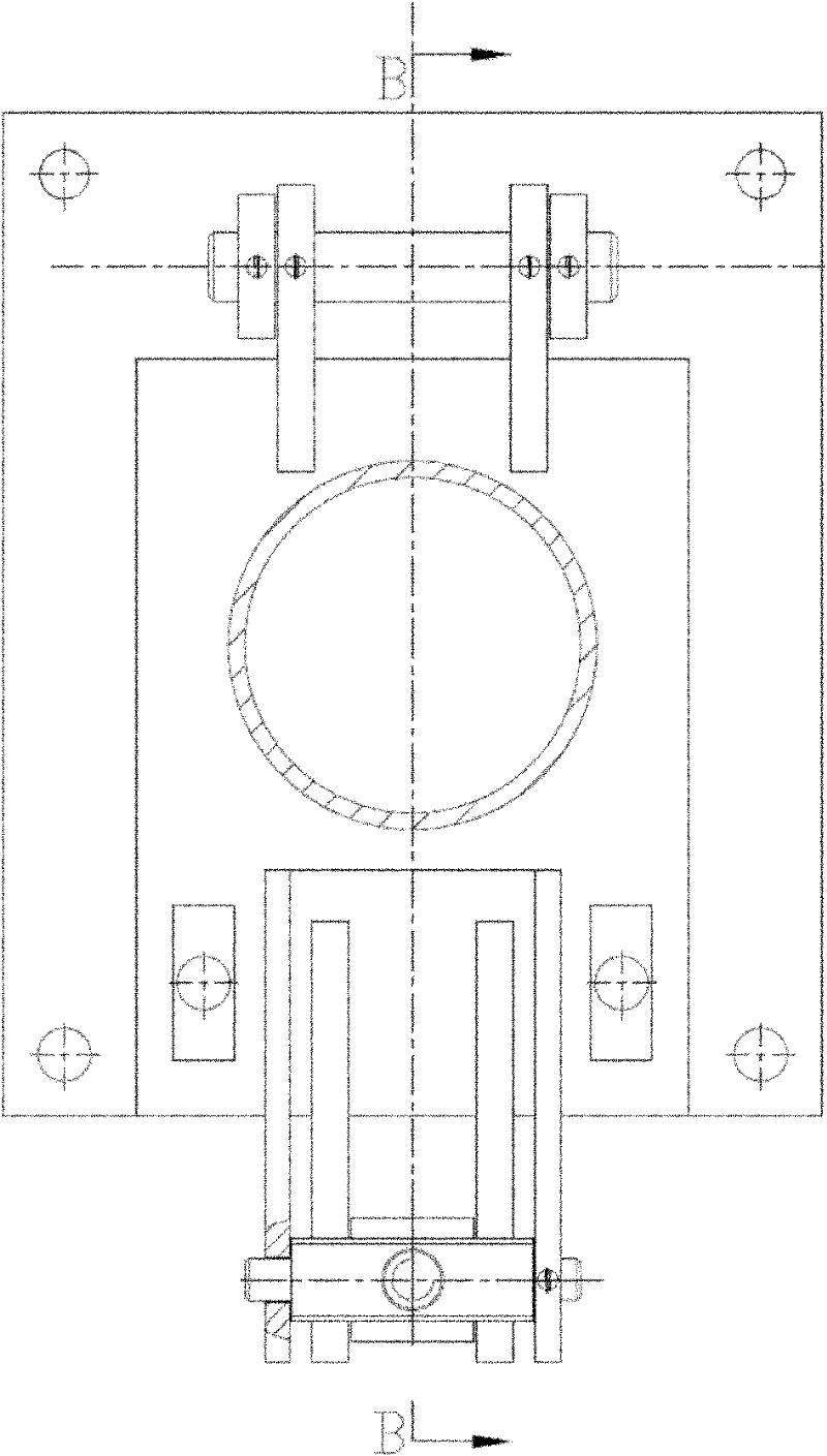 Upright rod capable of being erected and lowered depending on manpower