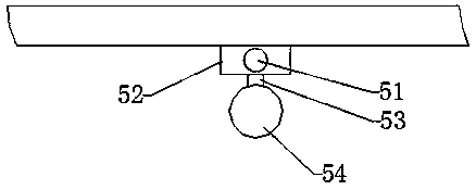 Rapid dewatering device for perishable garbage composting