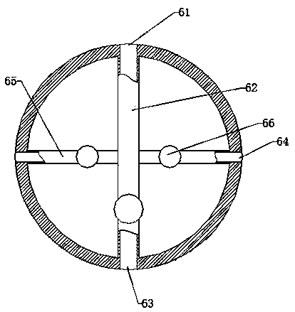 Rapid dewatering device for perishable garbage composting