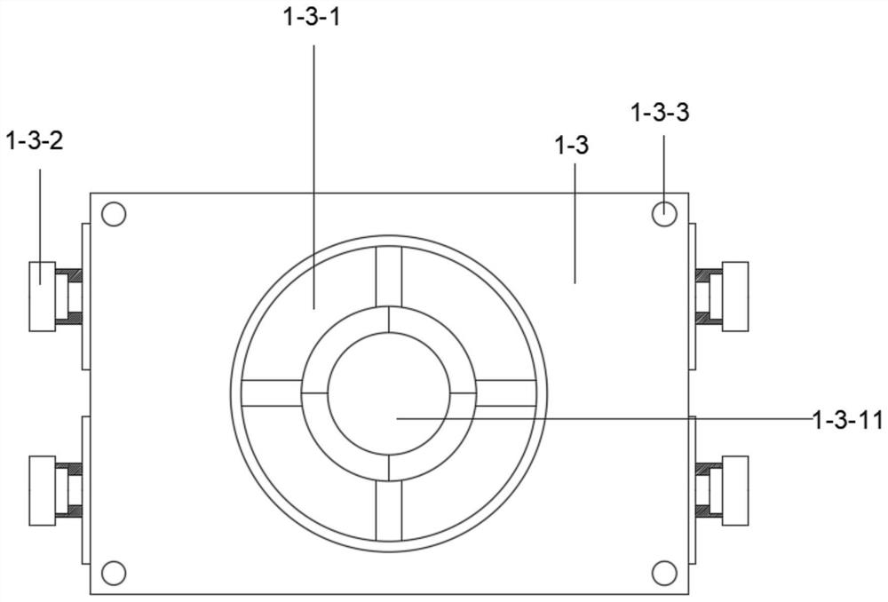 A kind of mould casting equipment and method that can realize three-dimensional pattern