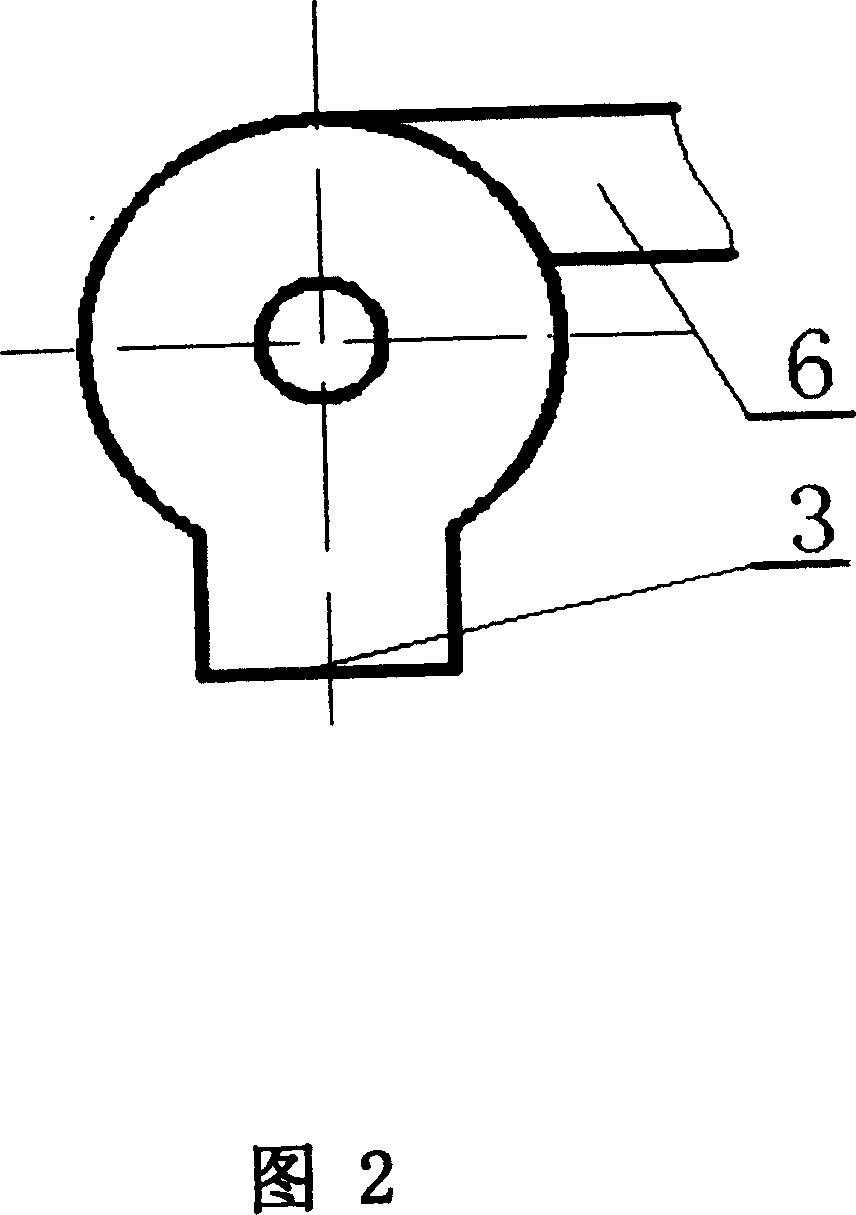 Separation device for solid fermented fungus spore and separation method