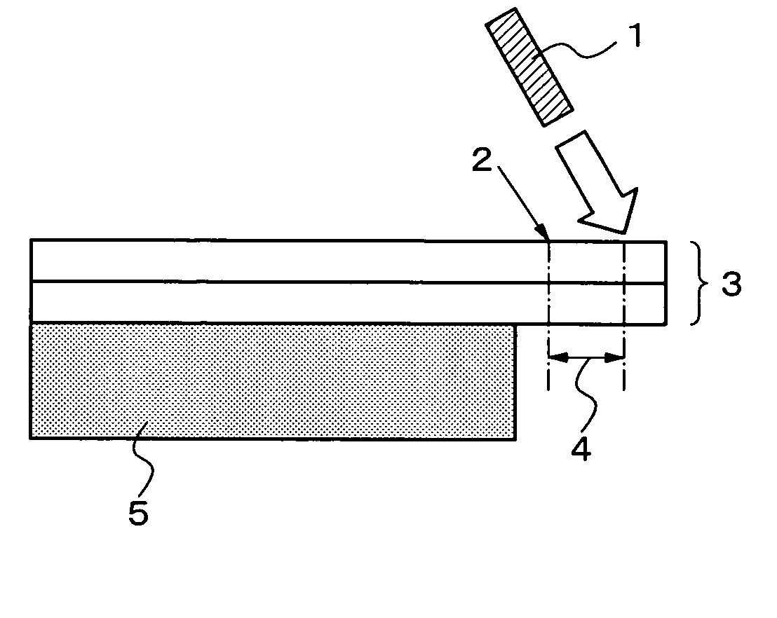 Method of manufacturing liquid crystal display panel and apparatus for cutting liquid crystal display panel