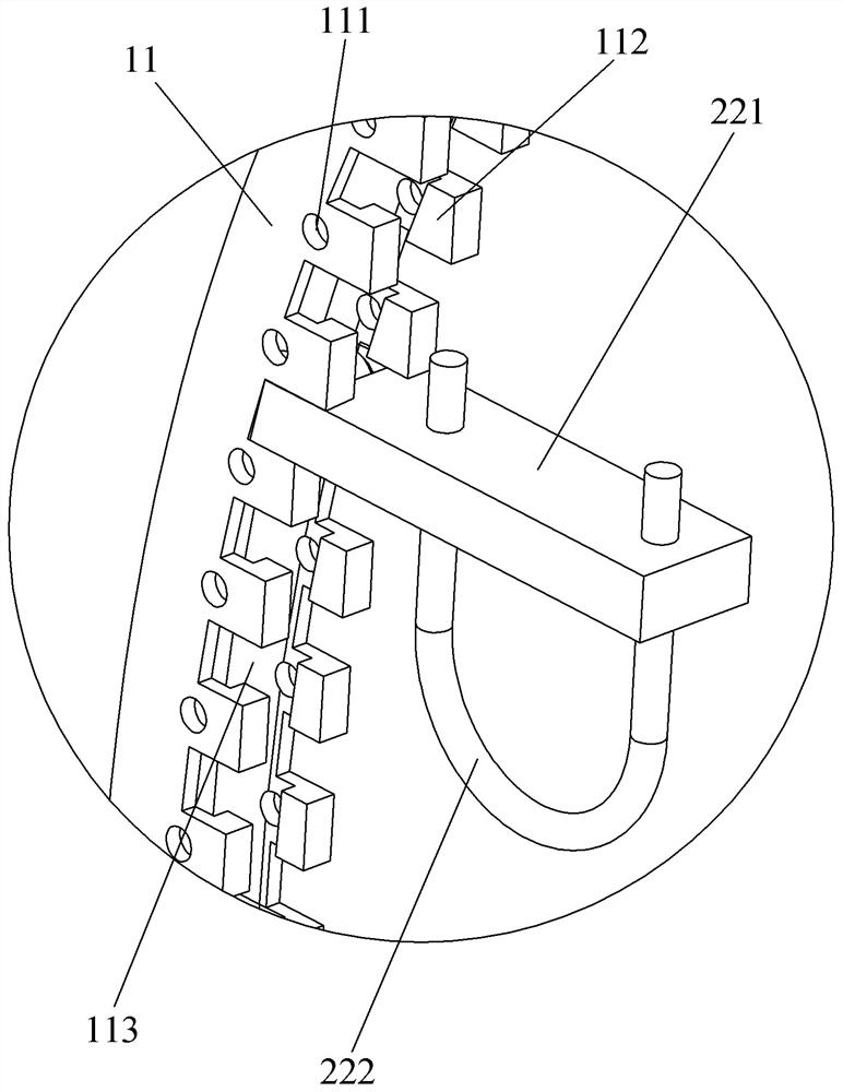 A circular pipe gallery support hanger