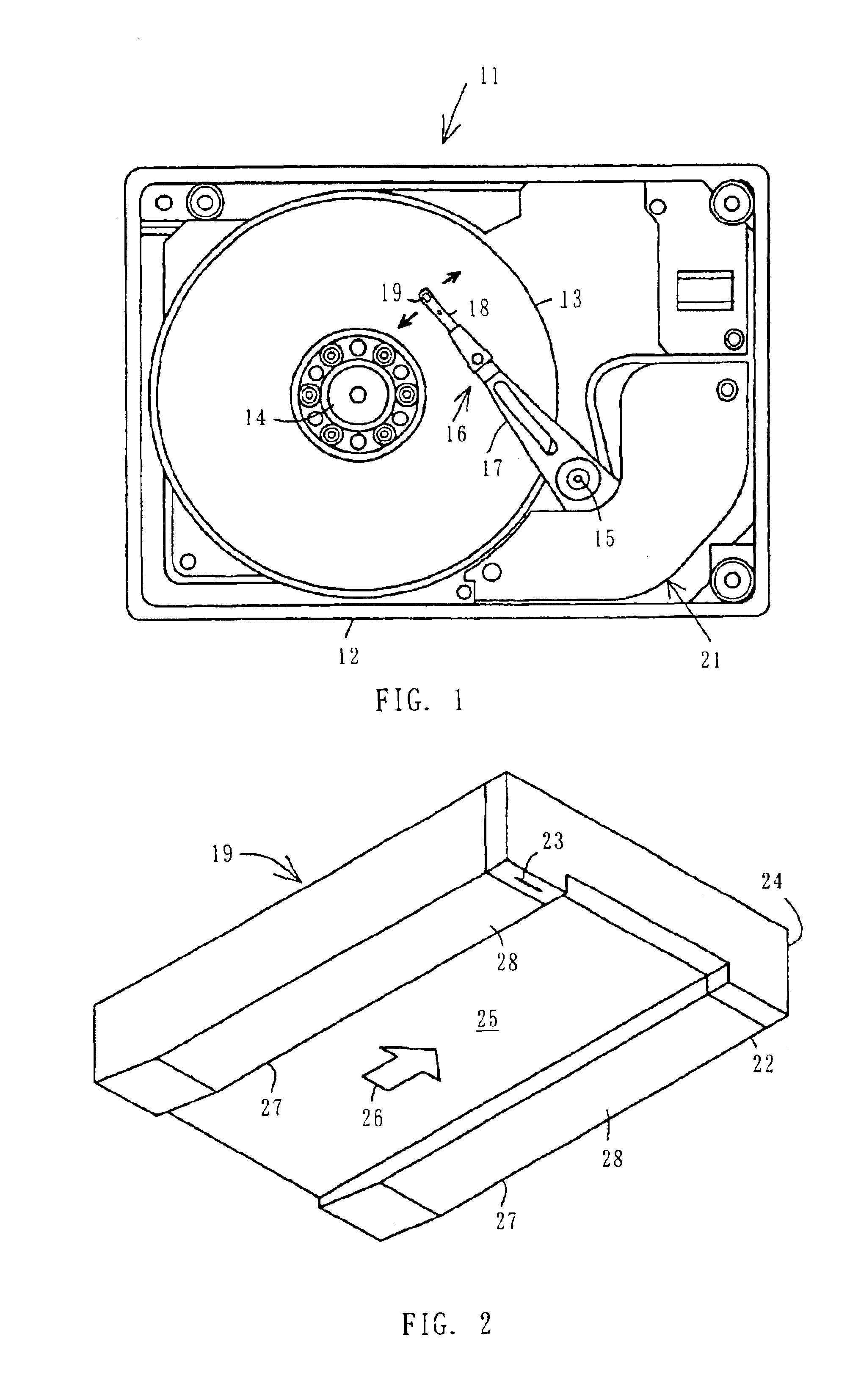 CPP GMR free layer having ferromagnetic layers with parallel magnetization separated by non-magnetic layer