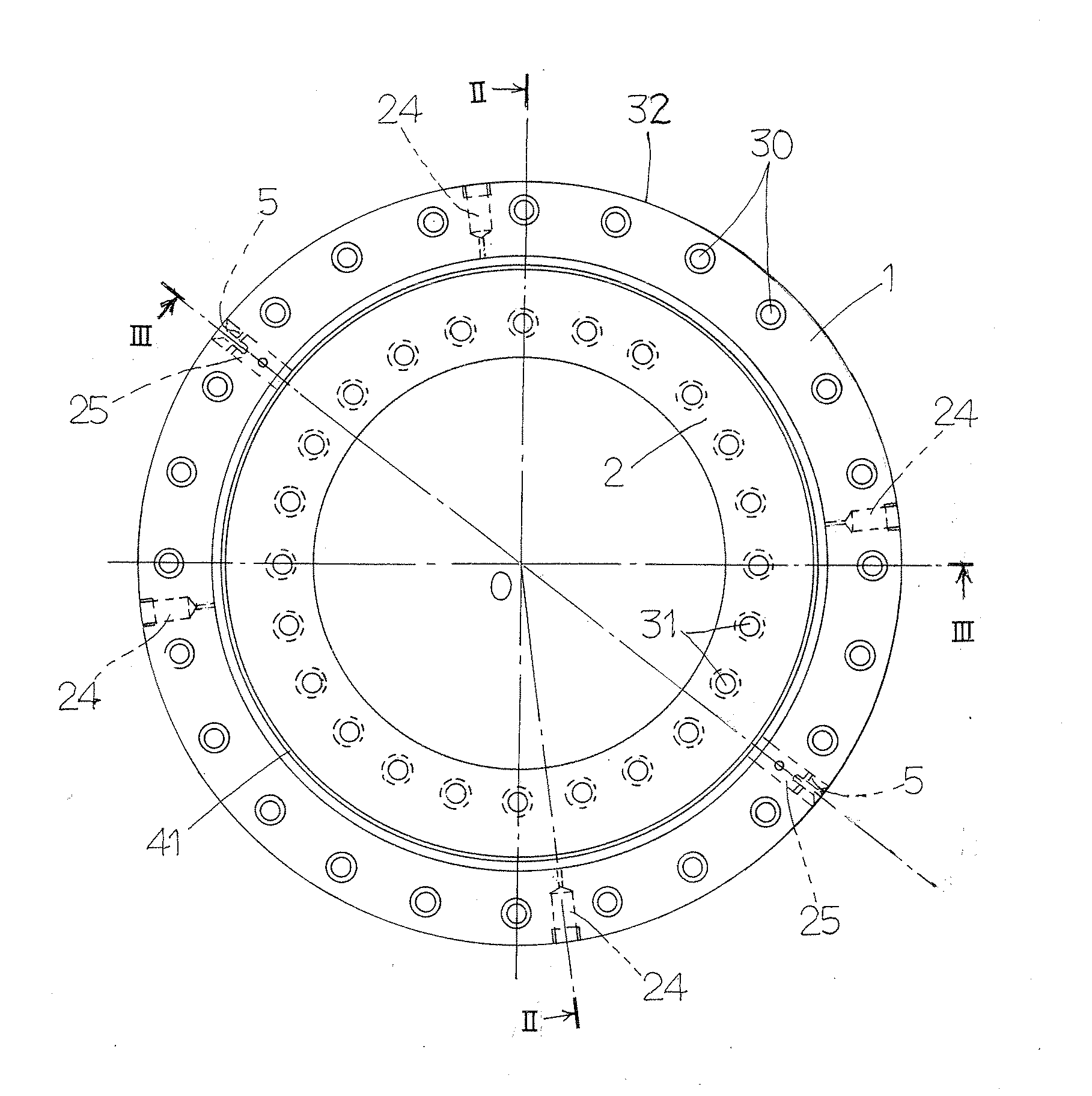 Turning bearing with rollers between outer ring and inner ring