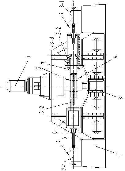 Hot rolling machine for vehicle wheel