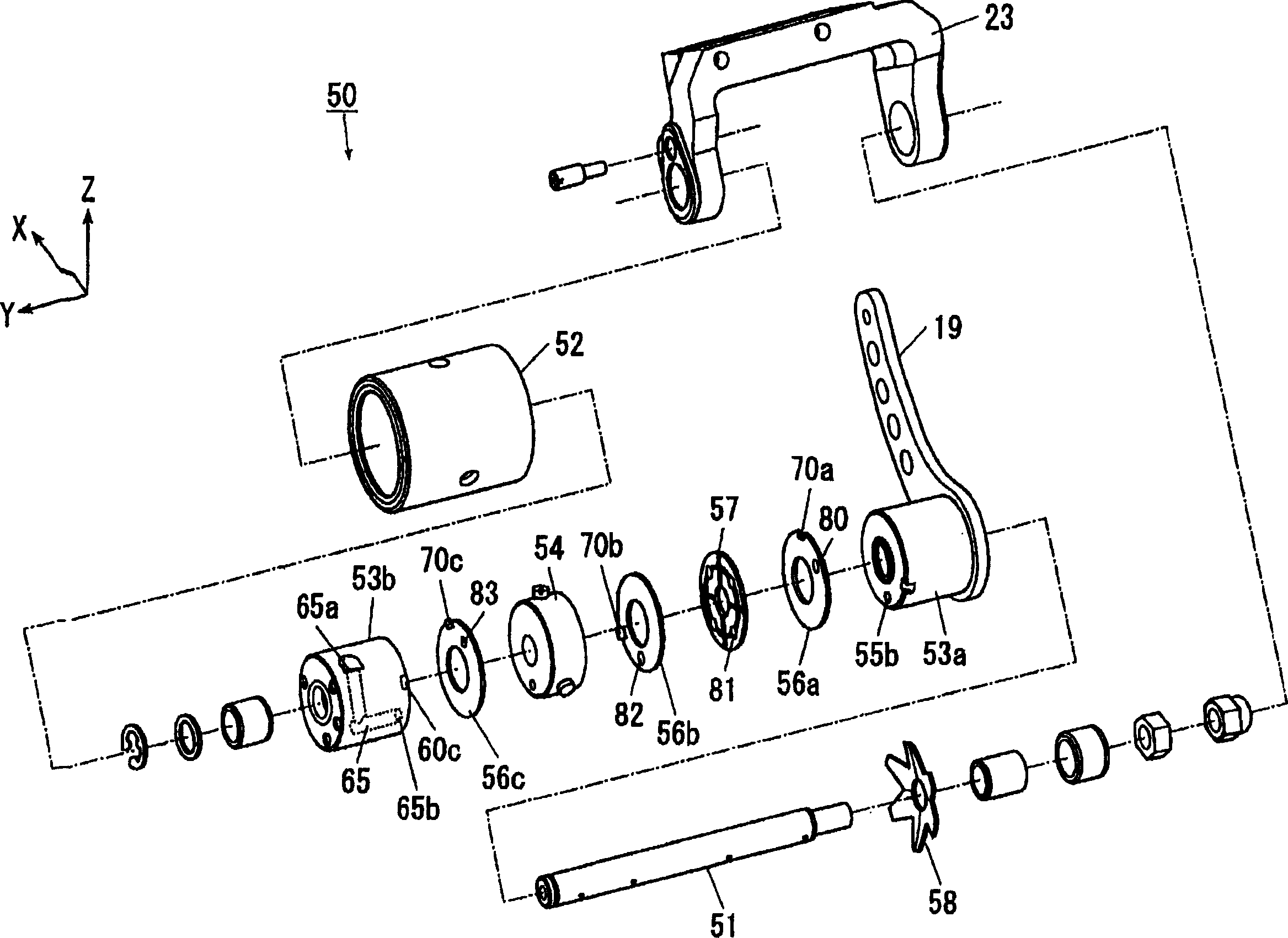 Pulling device of sewing machine