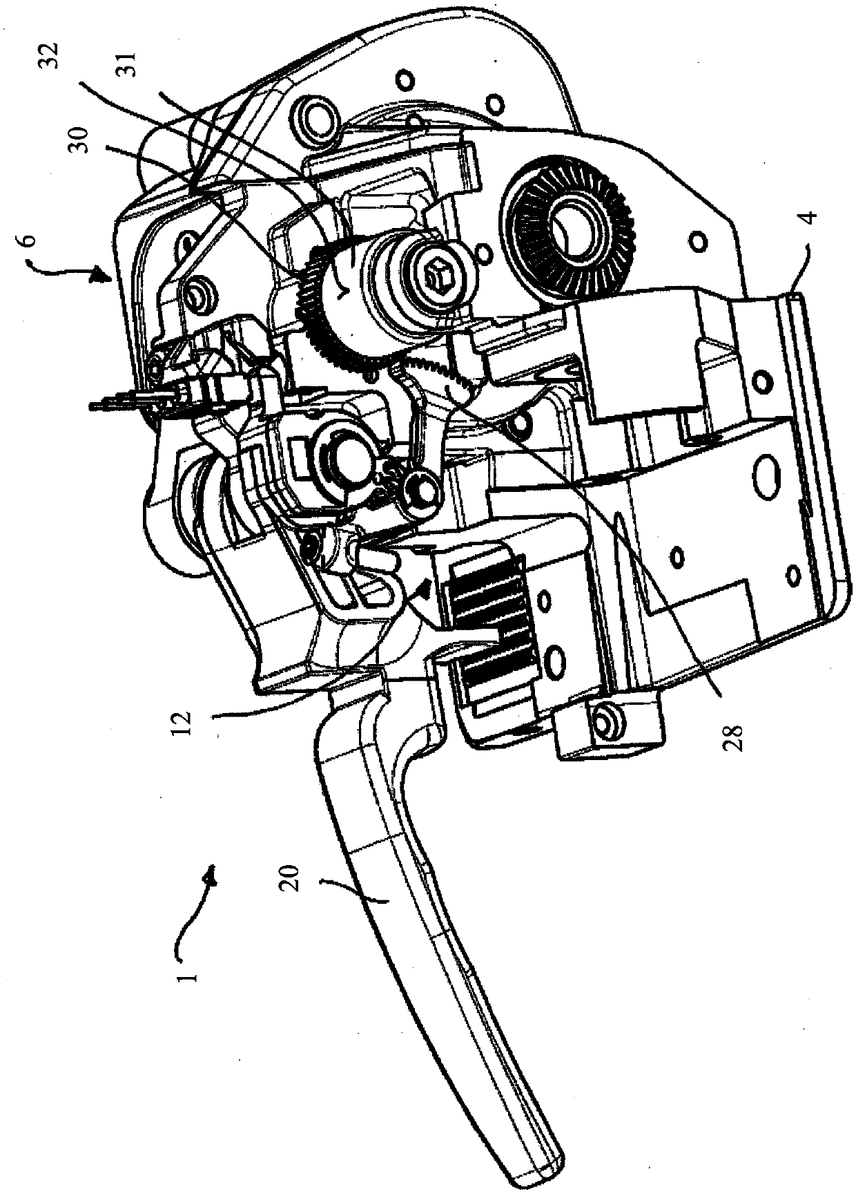 Strapping apparatus