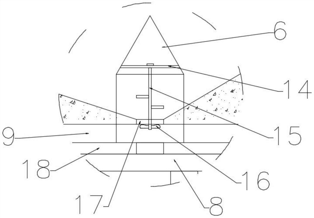 Steel silo with flat base type accelerated discharge device