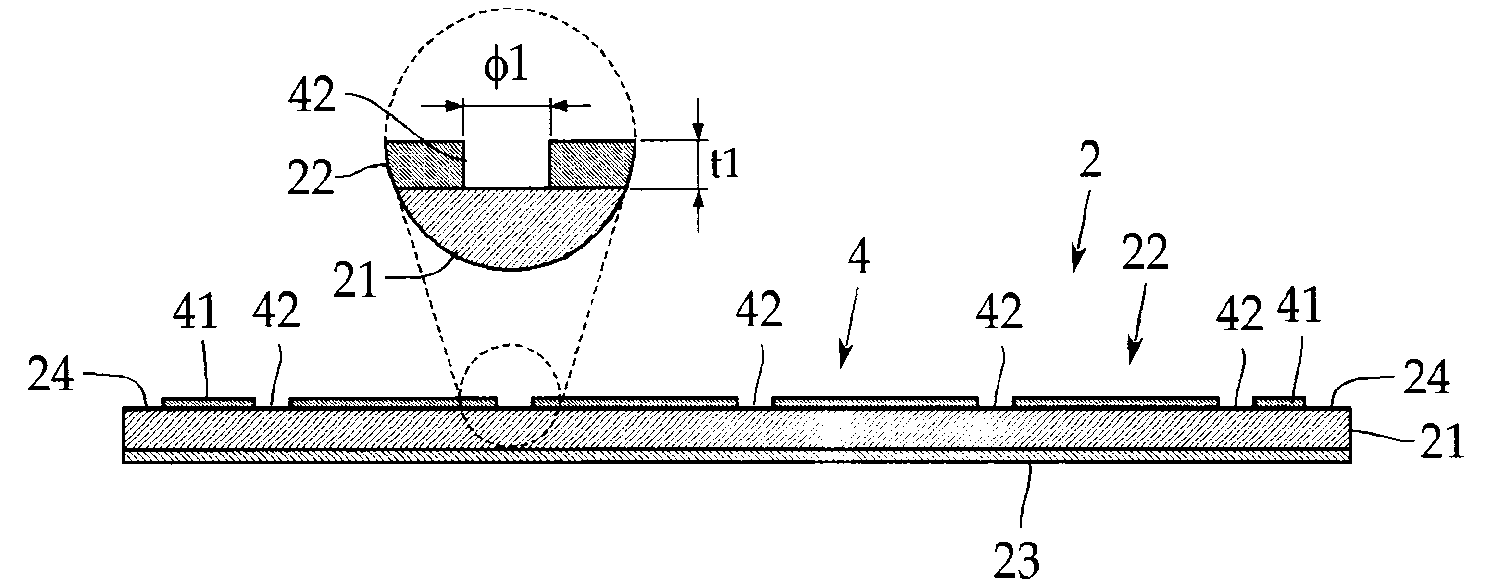 Adhesive tape roll and method for manufacturing same