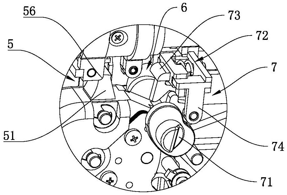 Step-by-step feeding mechanism applied to continuous ejection clip applier