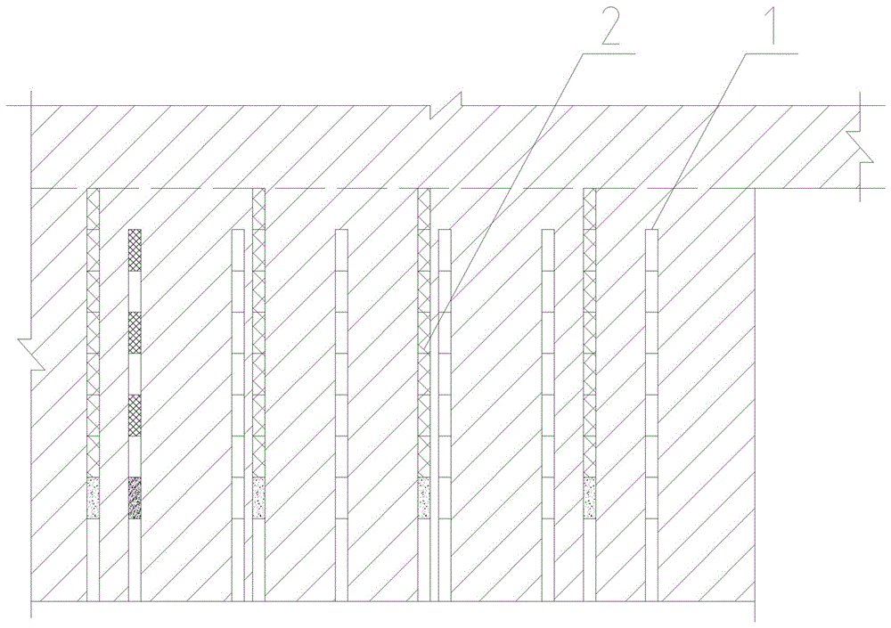 Roof-control blasting method for soft and fractured roof ore body recovery