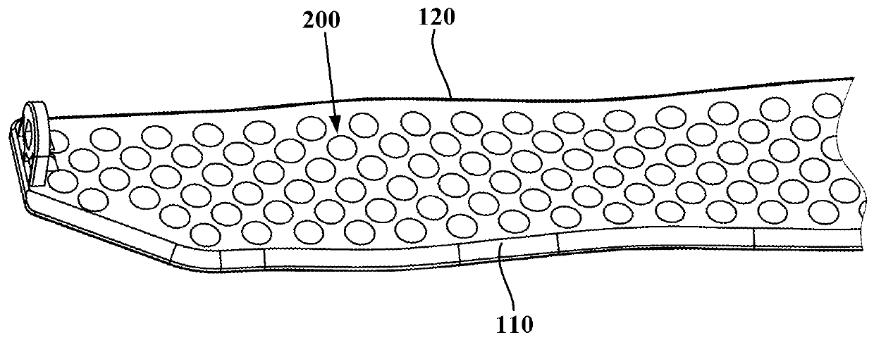 Air conditioner indoor unit and its wind deflector