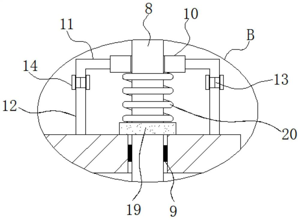 Conveying device for conveying fire-fighting foam liquid