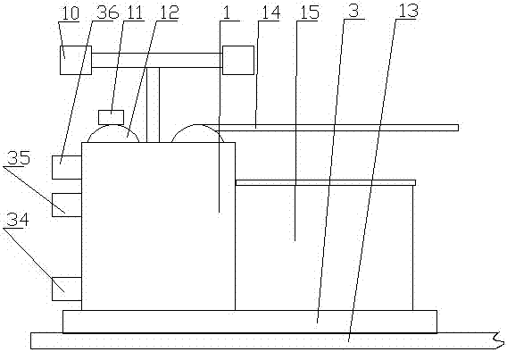 Sound-light integrated self-induction anti-bird robot